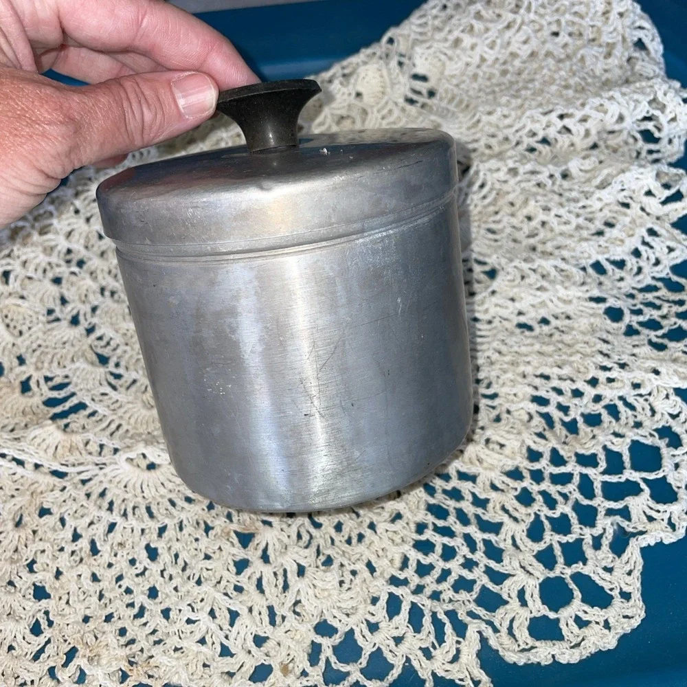 Vintage Aluminum Grease Canister Kitchen Grease Keeper Bacon Dripp